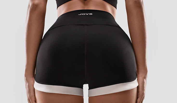 Describes the appearance of the image